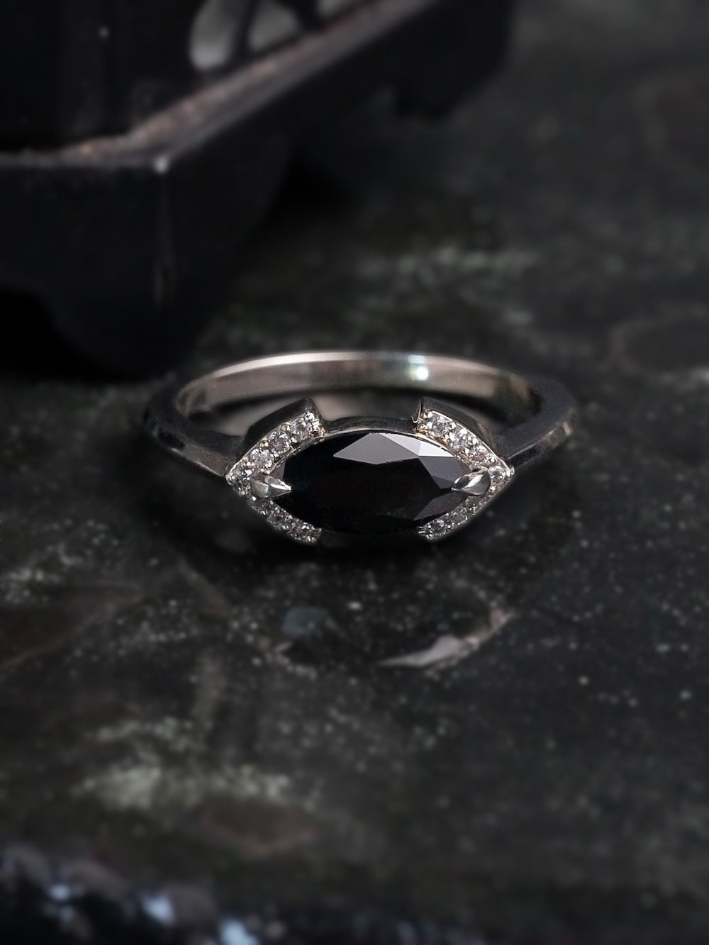 Elys Black Spinel Chevron Halo