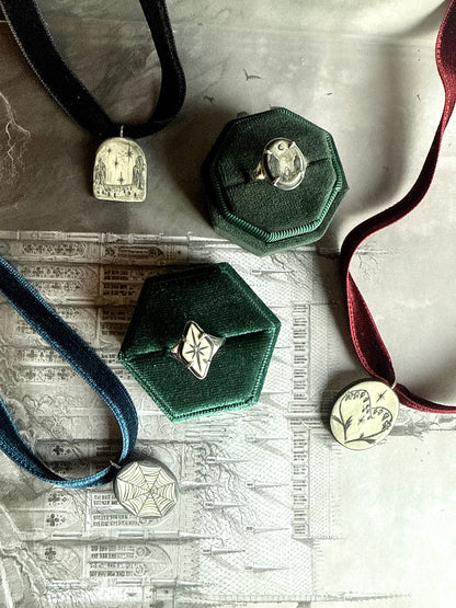 Starburst Cameo Ring