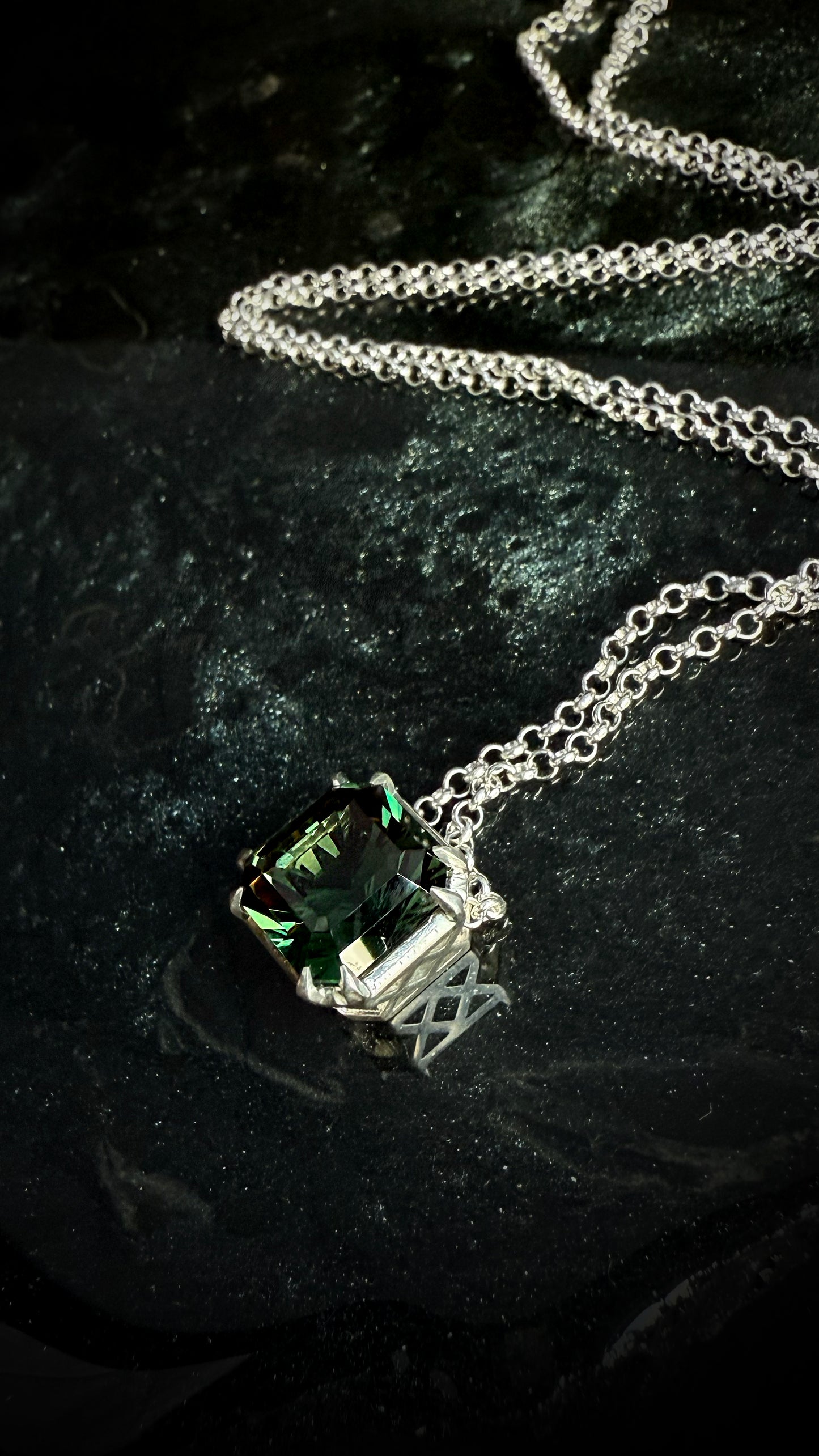 Green Spinel Art Deco Necklace