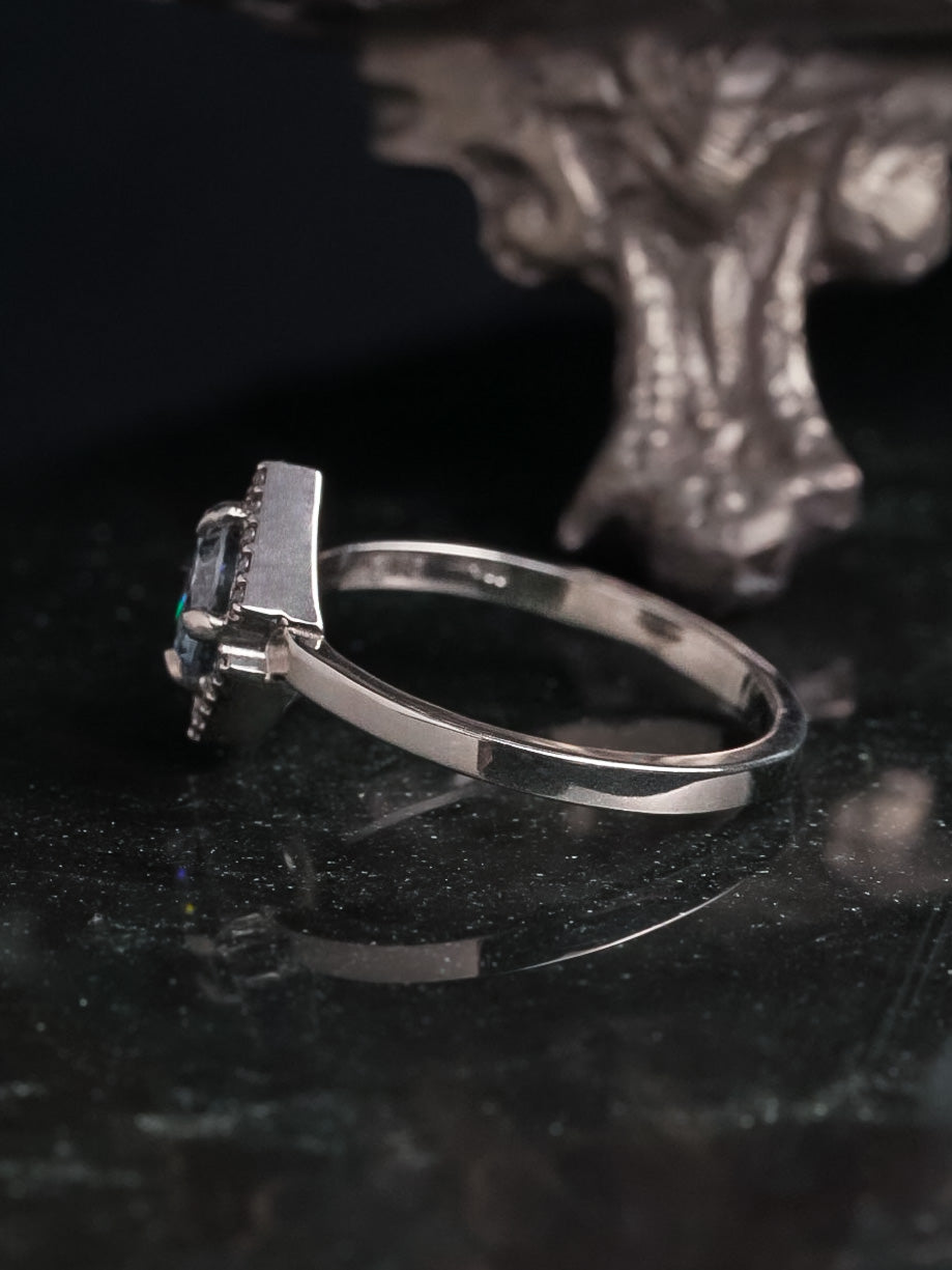 Greyjoy Grey Moissanite Chevron Halo