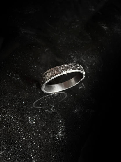 Half Distressed Band 4mm