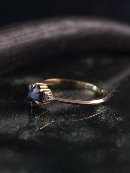 Jones Hex Montana Sapphire Ring