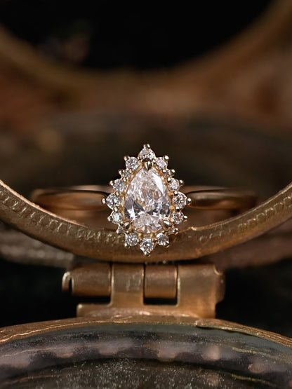 Laurelin Pear Diamond Halo Ring