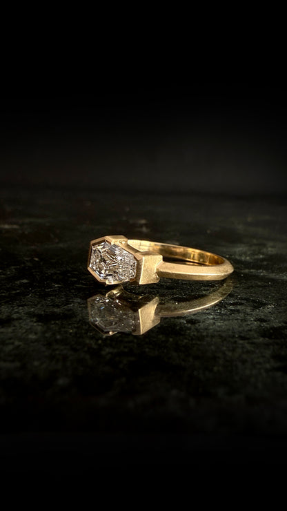Lilith Coffin Lab Diamond Ring