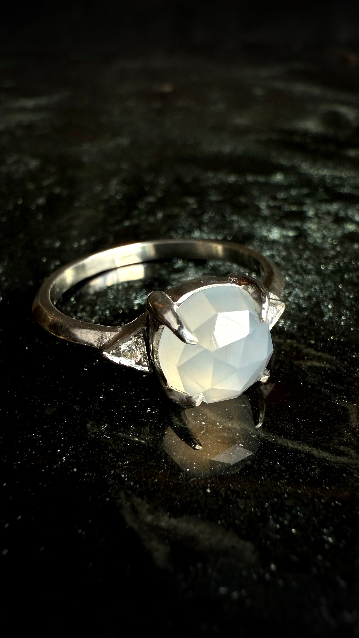 Luna Opalescent Moonstone Ring - Silver