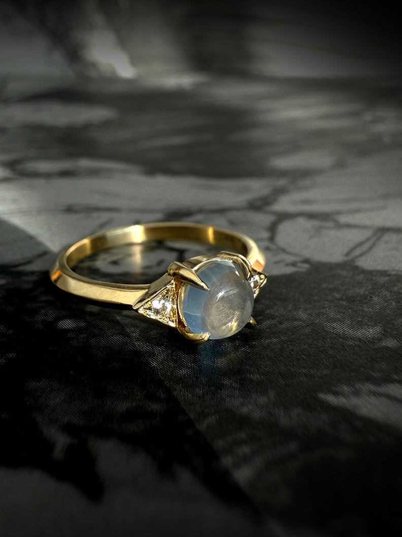 Luna Cabochon Moonstone Ring