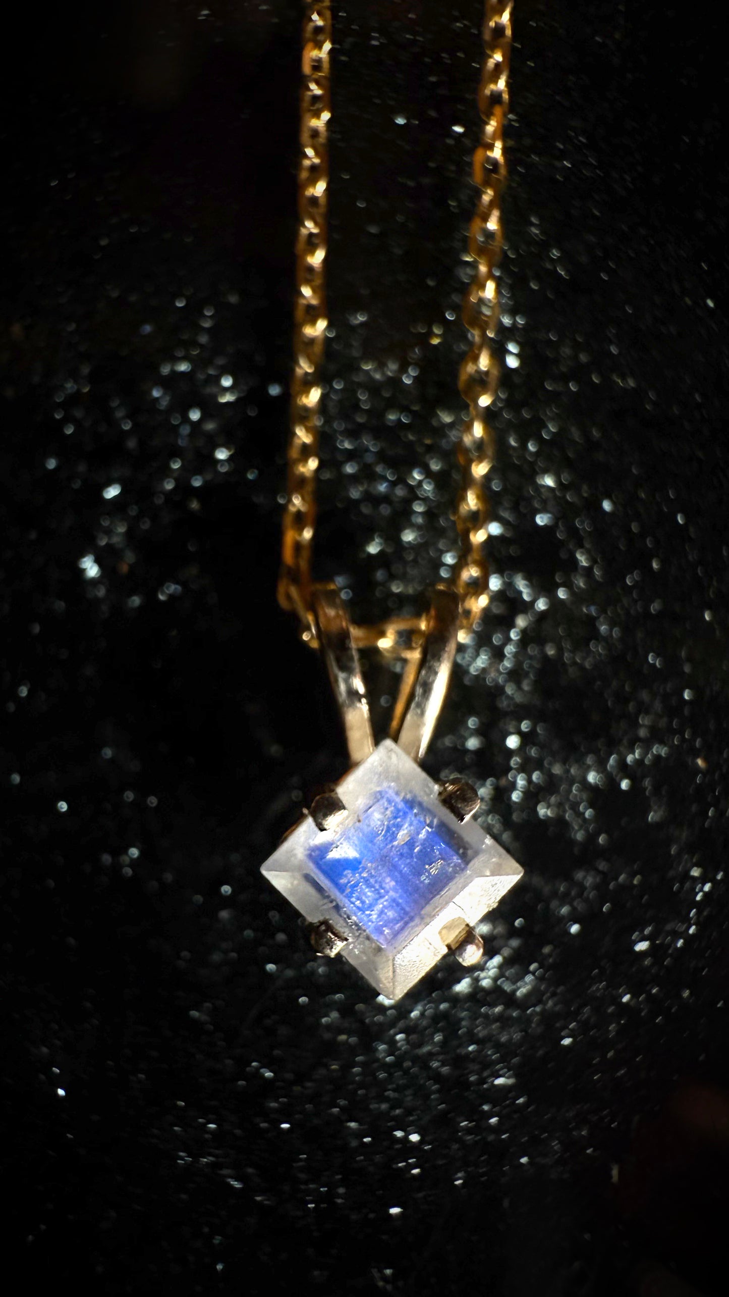 Azulon Moonstone Pendant