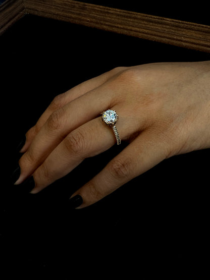 Octesian Ombrè with Moissanite