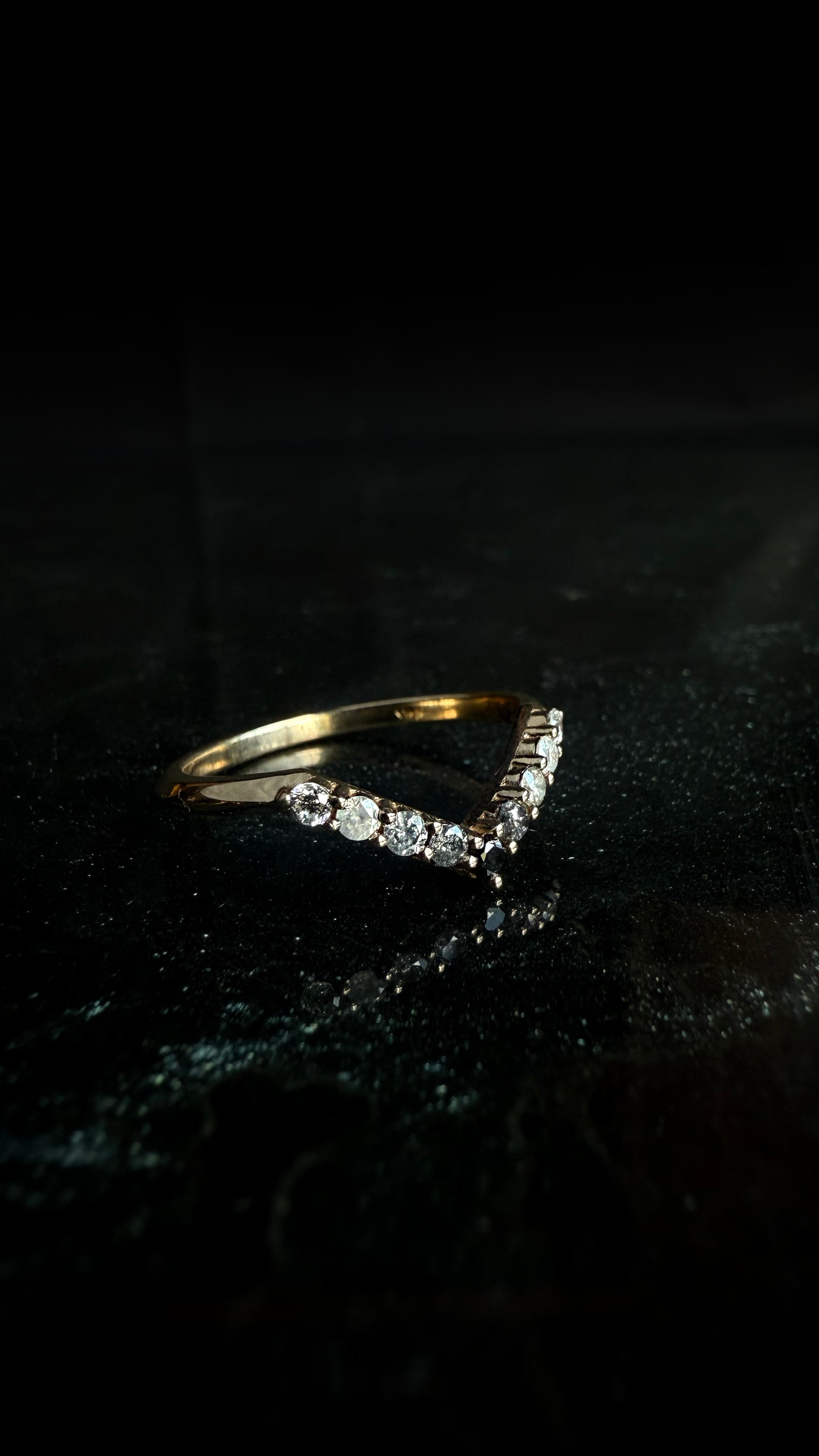 Sigrid Ombre Diamond Curved Band