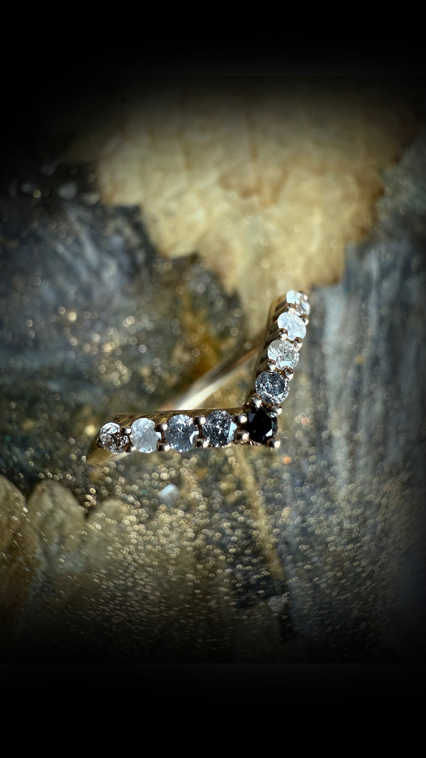 Sigrid Ombre Diamond Curved Band