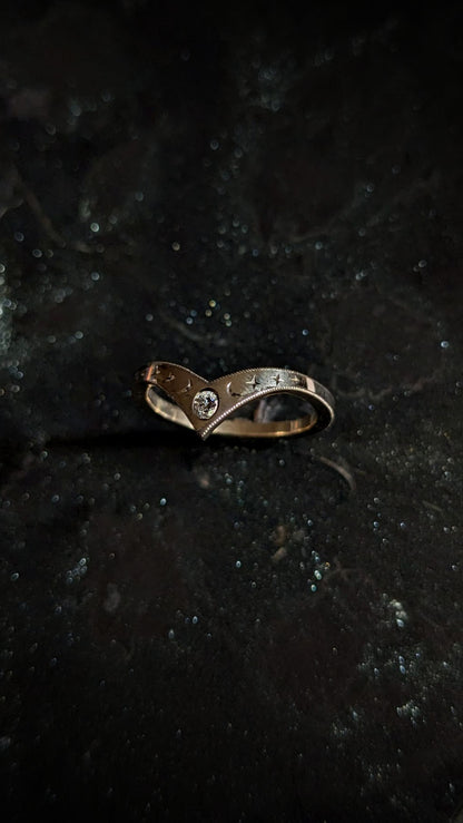 Serena Diamond Tiara Contour Band