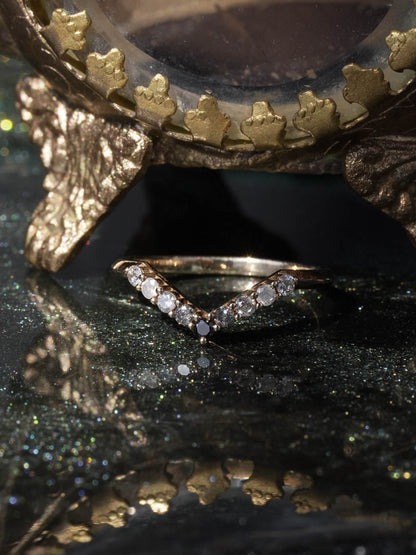 Sigrid Ombre Diamond Curved Band