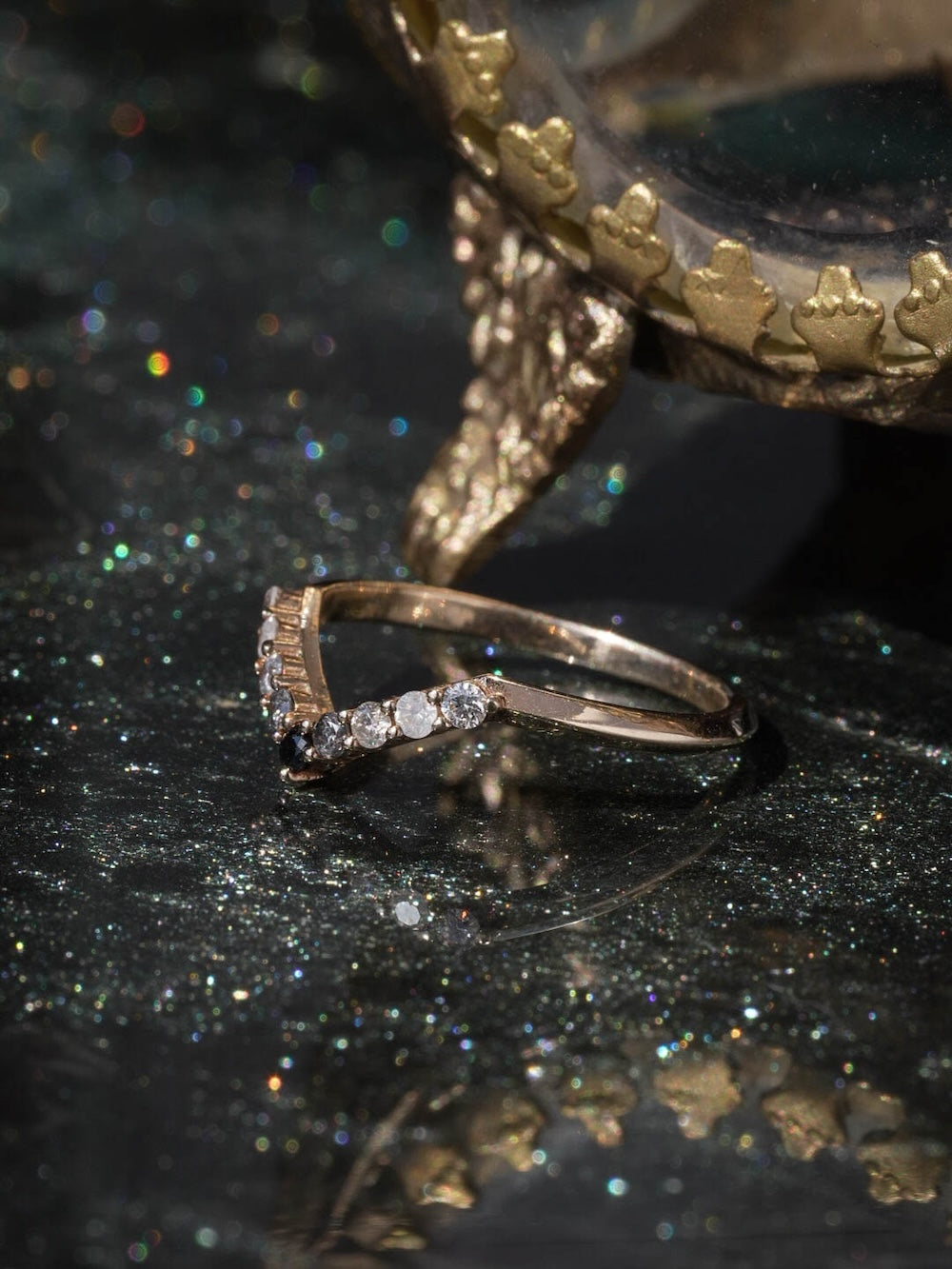 Sigrid Ombre Diamond Curved Band