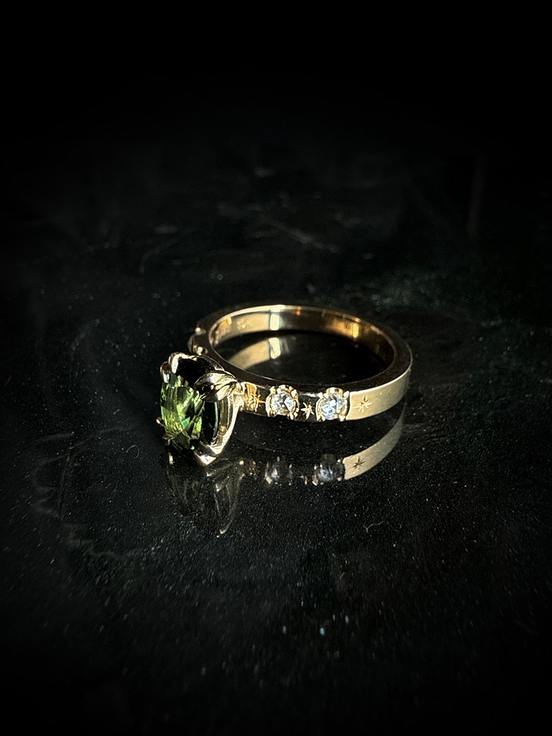 Sybill Oval Green Sapphire Ring