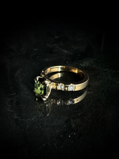 Sybill Oval Green Sapphire Ring
